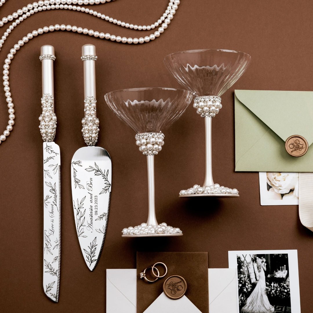 Camellia Flutes & Cake Set Ivory - ELENA HONCH