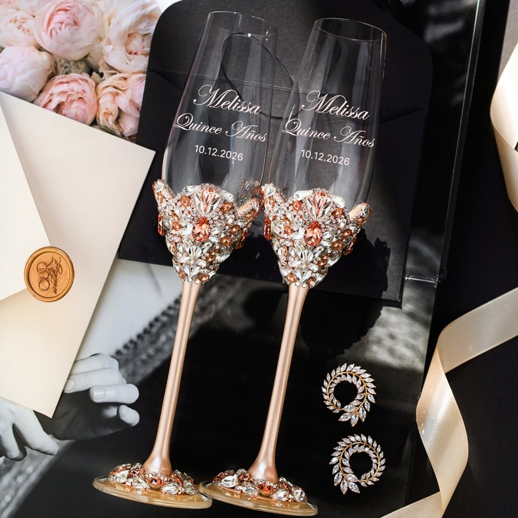 Flutes & Cake Set Blossom Rose Gold to Her Quinceañera Celebration - ELENA HONCH