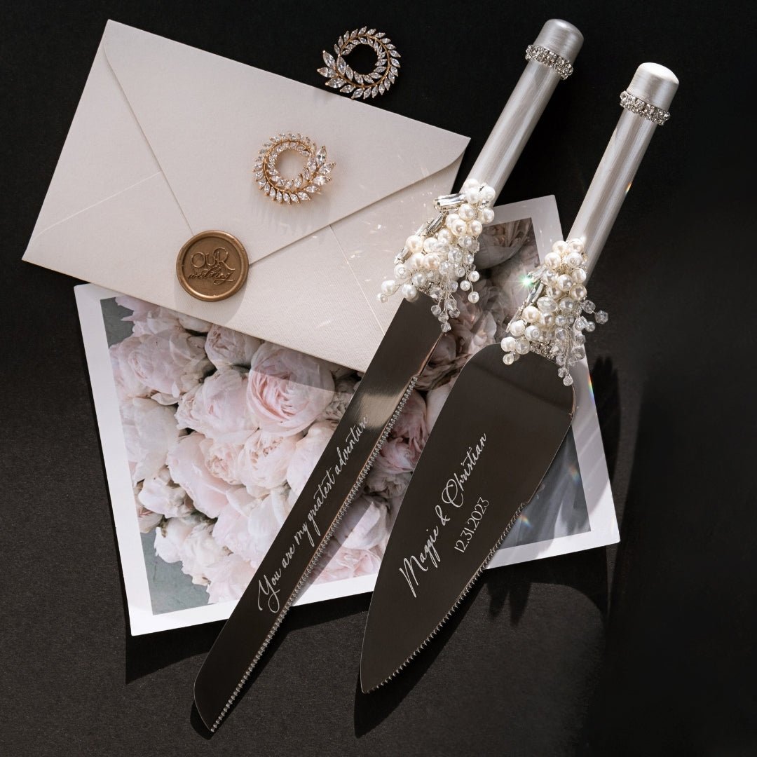 Flutes & Cake set with pearls in White - ELENA HONCH