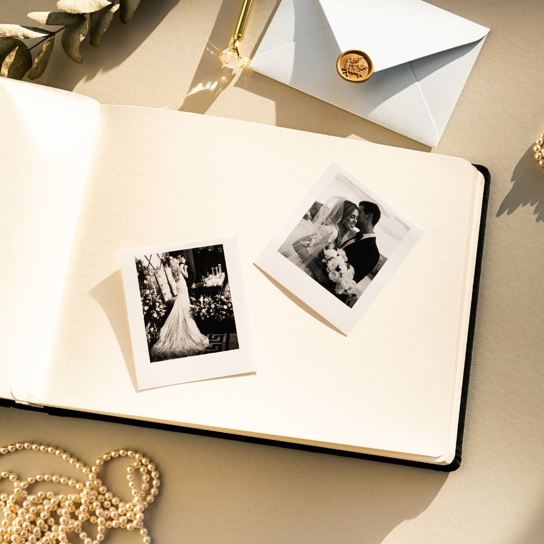 Guestbook in black - ELENA HONCH