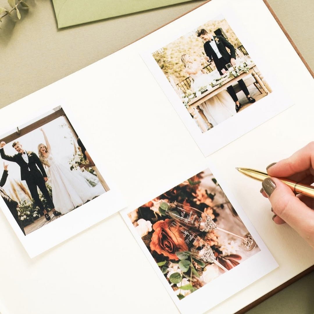 Guestbook in Brown - ELENA HONCH