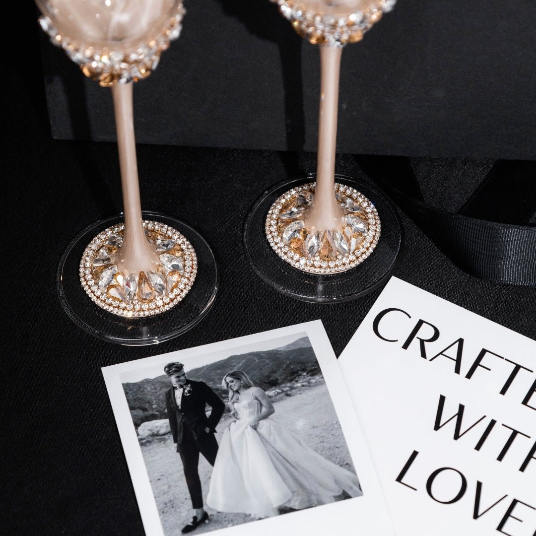 Personalized Flutes Ivy with Cake set in Ivory & Gold - ELENA HONCH