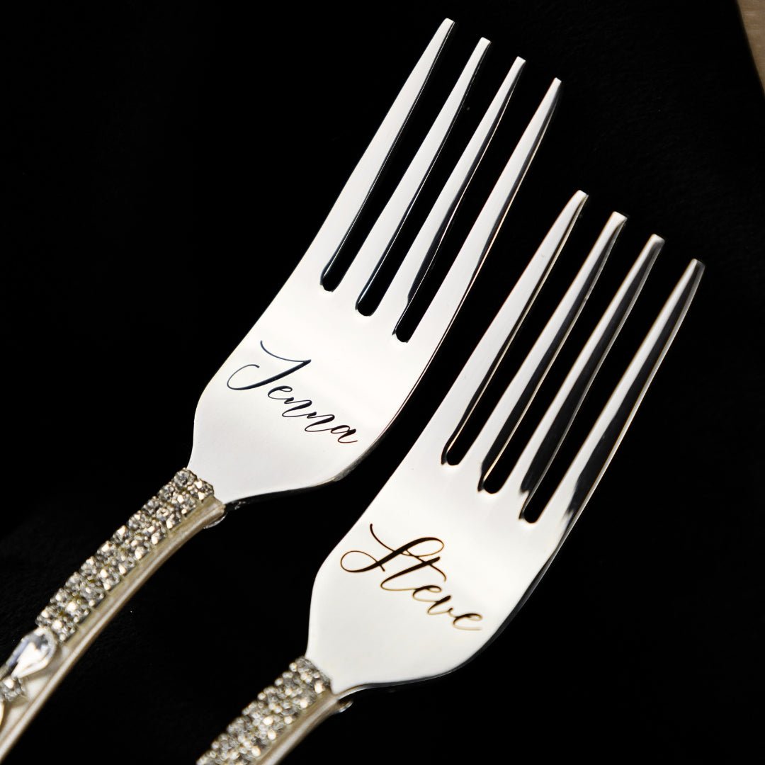 Plate And Forks Ivory with Pearls - ELENA HONCH
