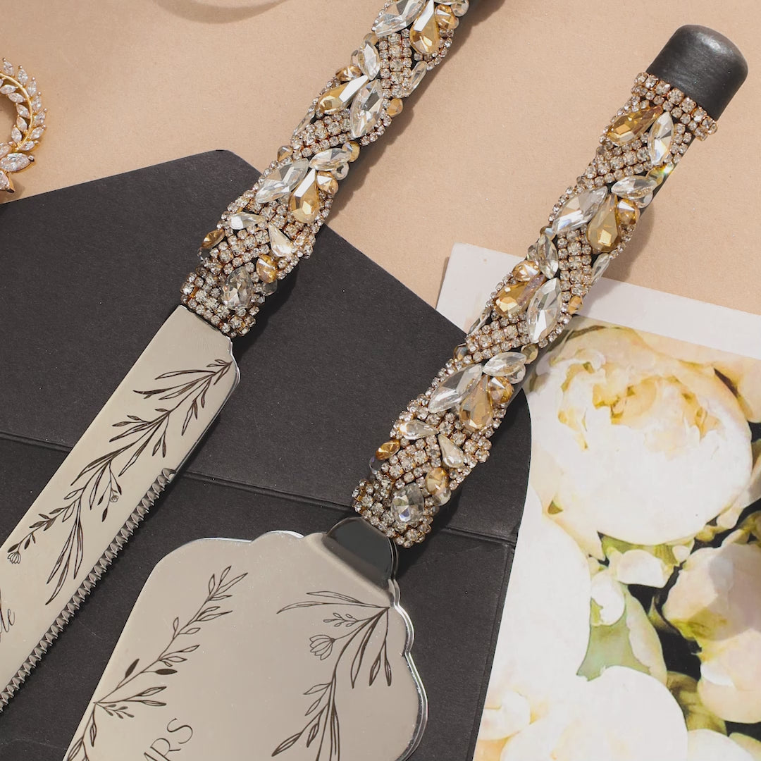 Floral Black & Gold Cake Set