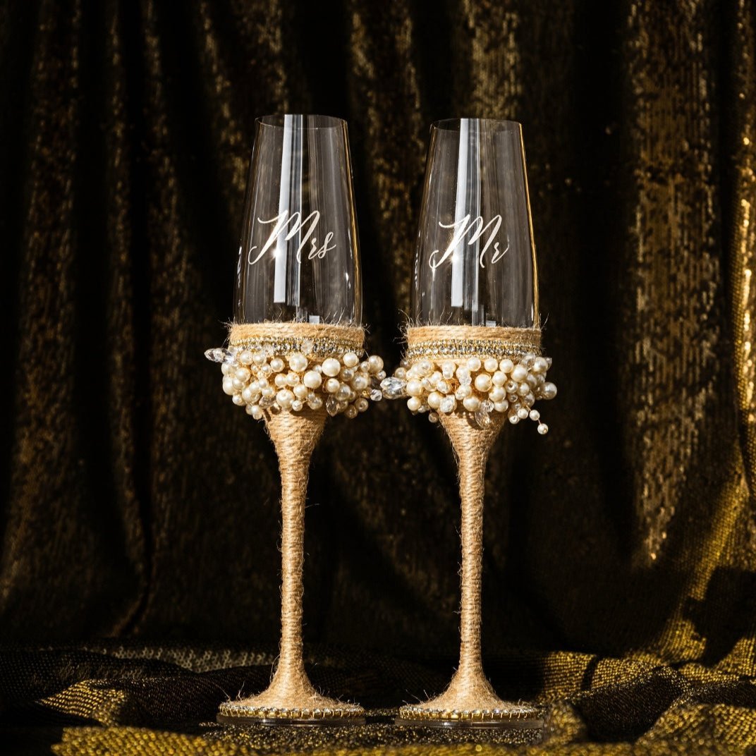 Rustic Flutes & Cake Set Ivory with Pearls - ELENA HONCH