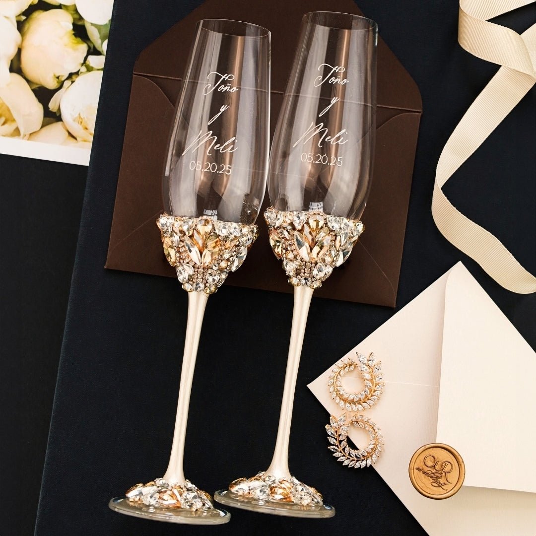 Ruta Ivory & Gold Flutes and Cake Set with Pillow for Rings - ELENA HONCH