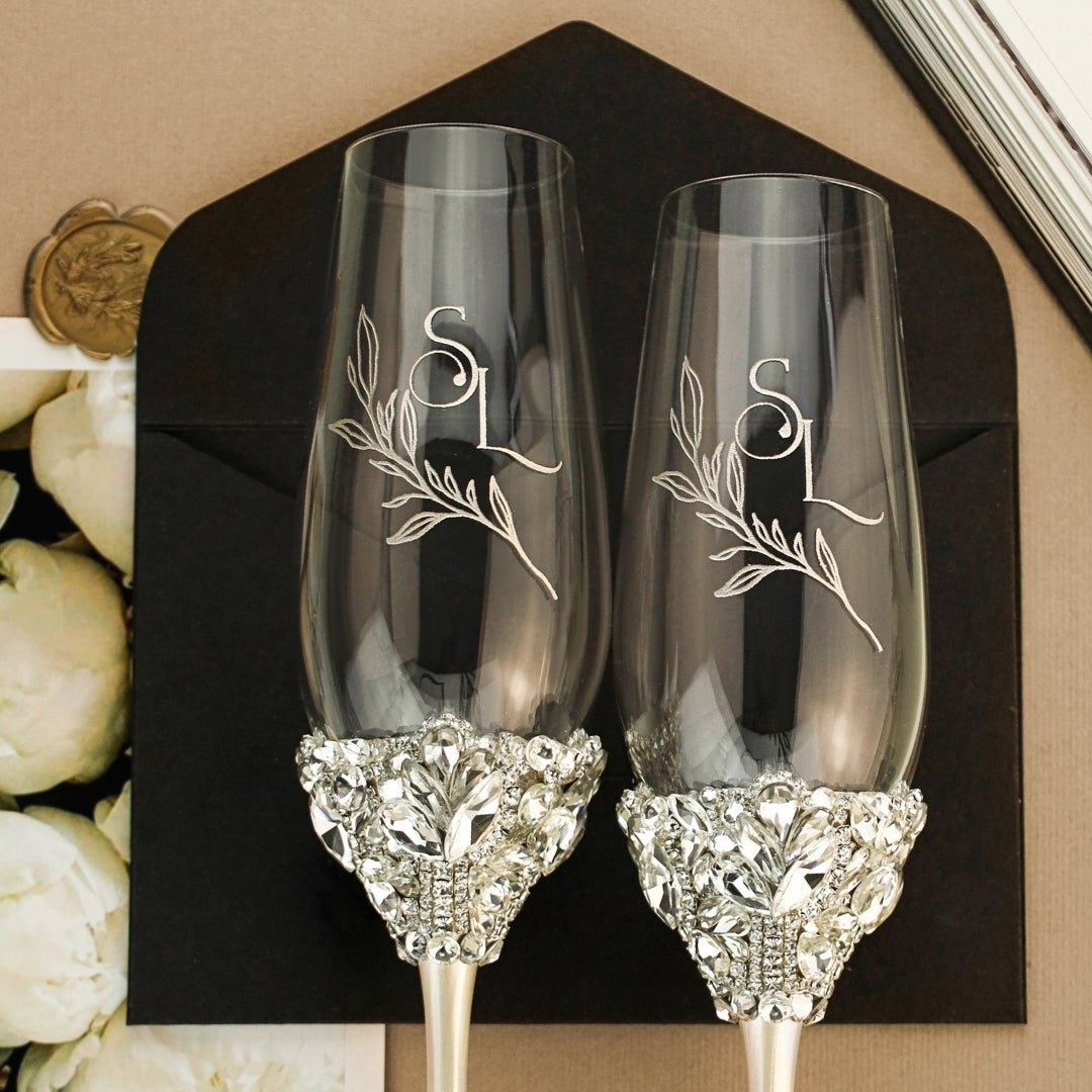 Ruta Ivory Personalized Flutes & Cake Set - ELENA HONCH