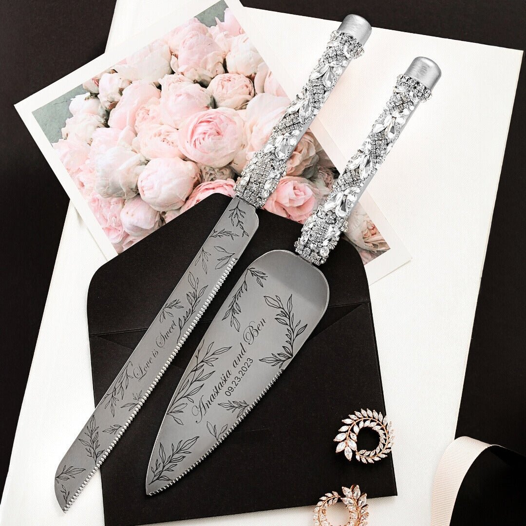 Ruta Silver Flutes & Cake Cutting Set - ELENA HONCH