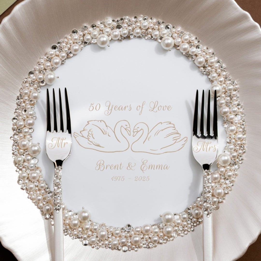 Swan Plate And Forks Ivory Set - ELENA HONCH