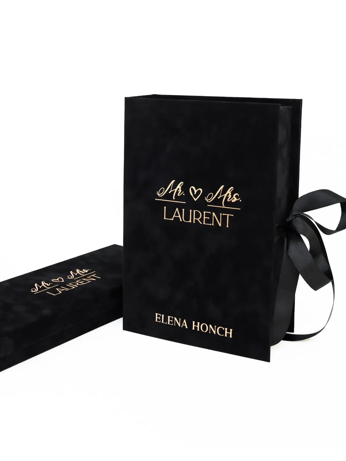 Velvet Gift Box For Flutes & Cake Set With Personalization - ELENA HONCH