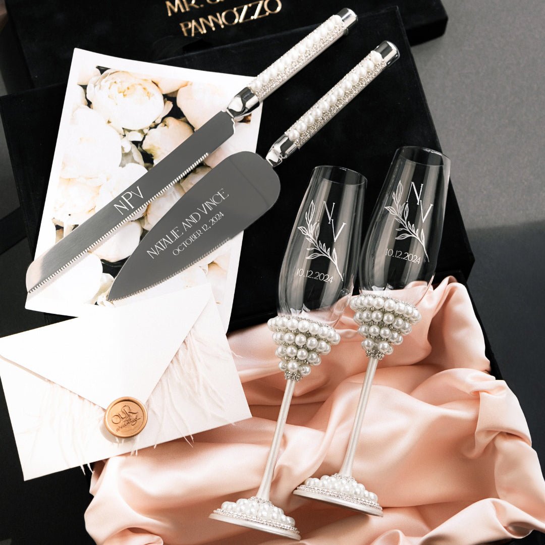 White Margaret Crystal Flutes & Cake Server set - ELENA HONCH