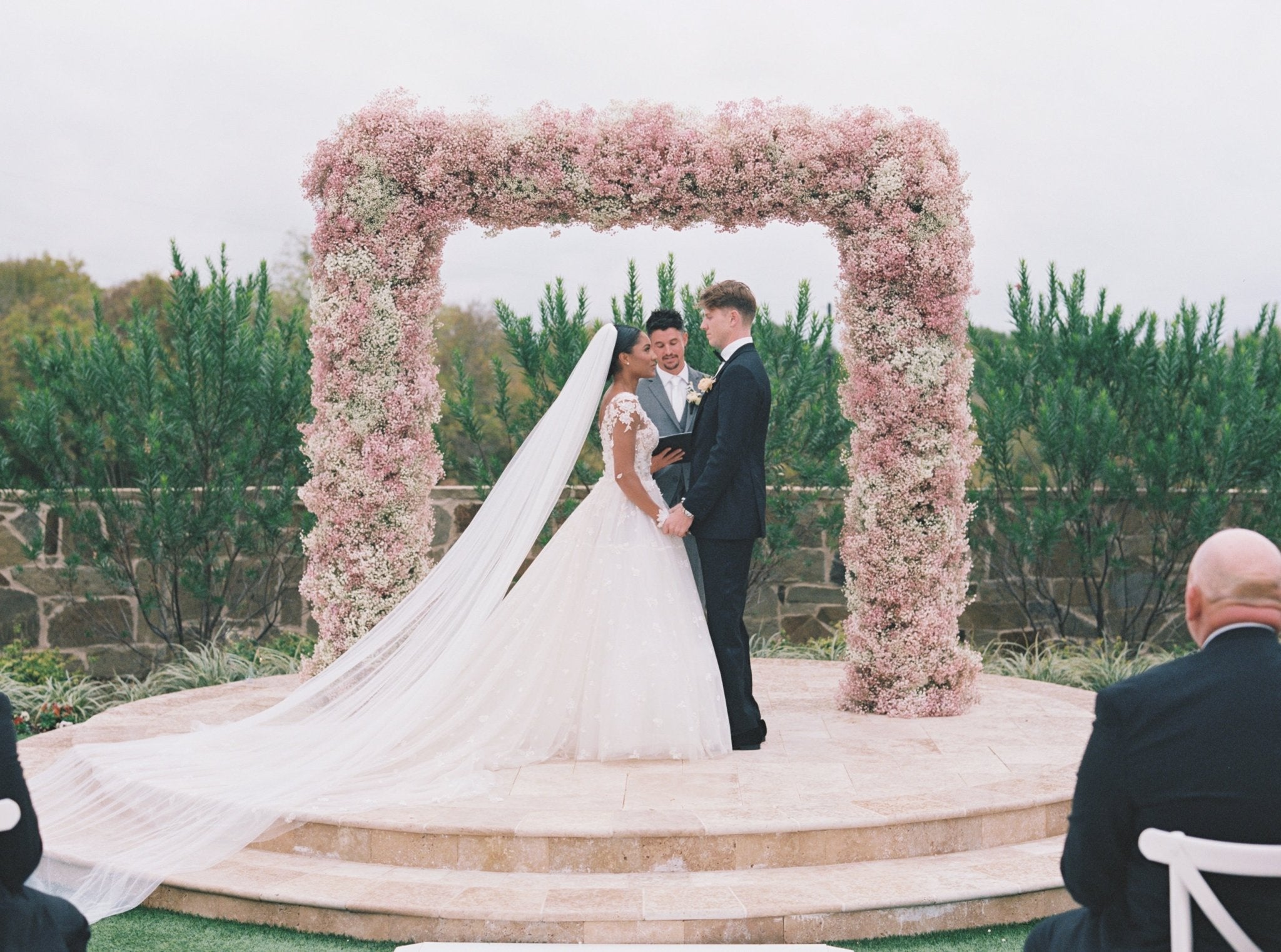 How did we become a part of the modern fairytale wedding of Tara and Hunter? - ELENA HONCH