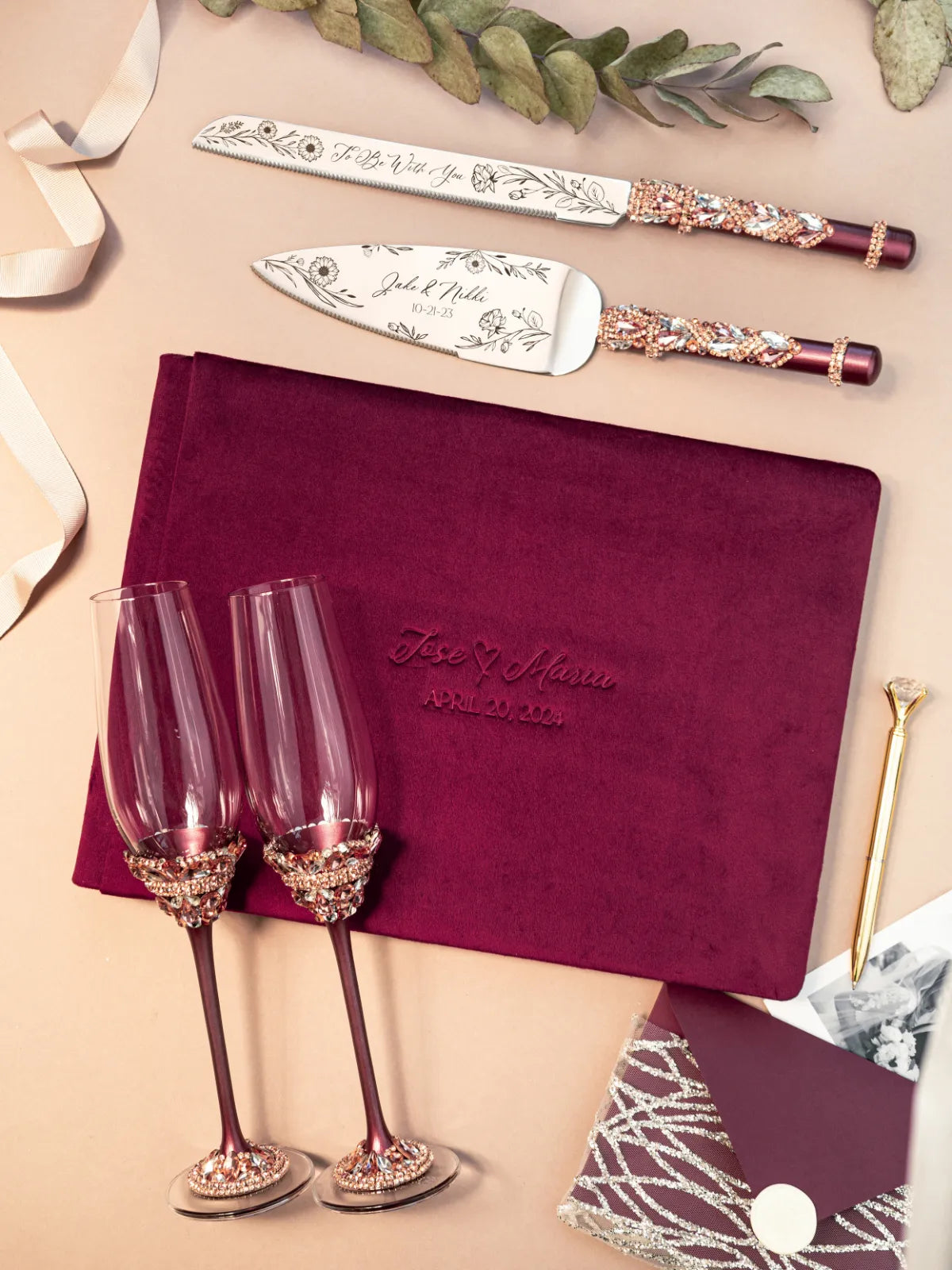 Ivy Flutes &amp; Cake set in burgundy with guestbook