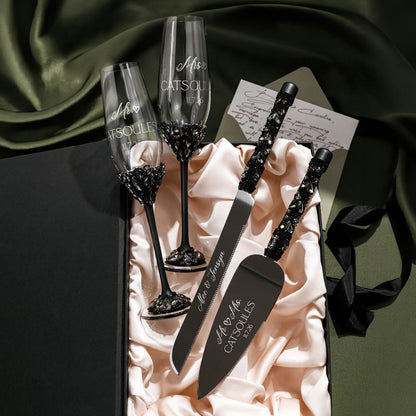 Ruta Flutes with Cake Set in Black