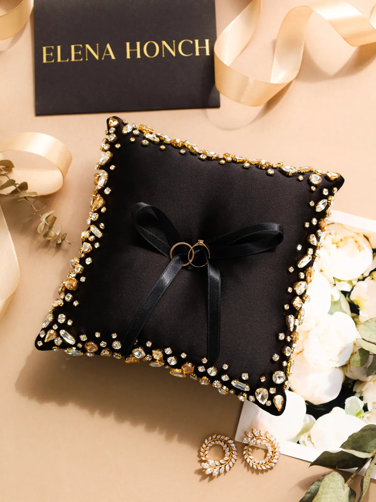 Wedding Pillow For Rings In Black