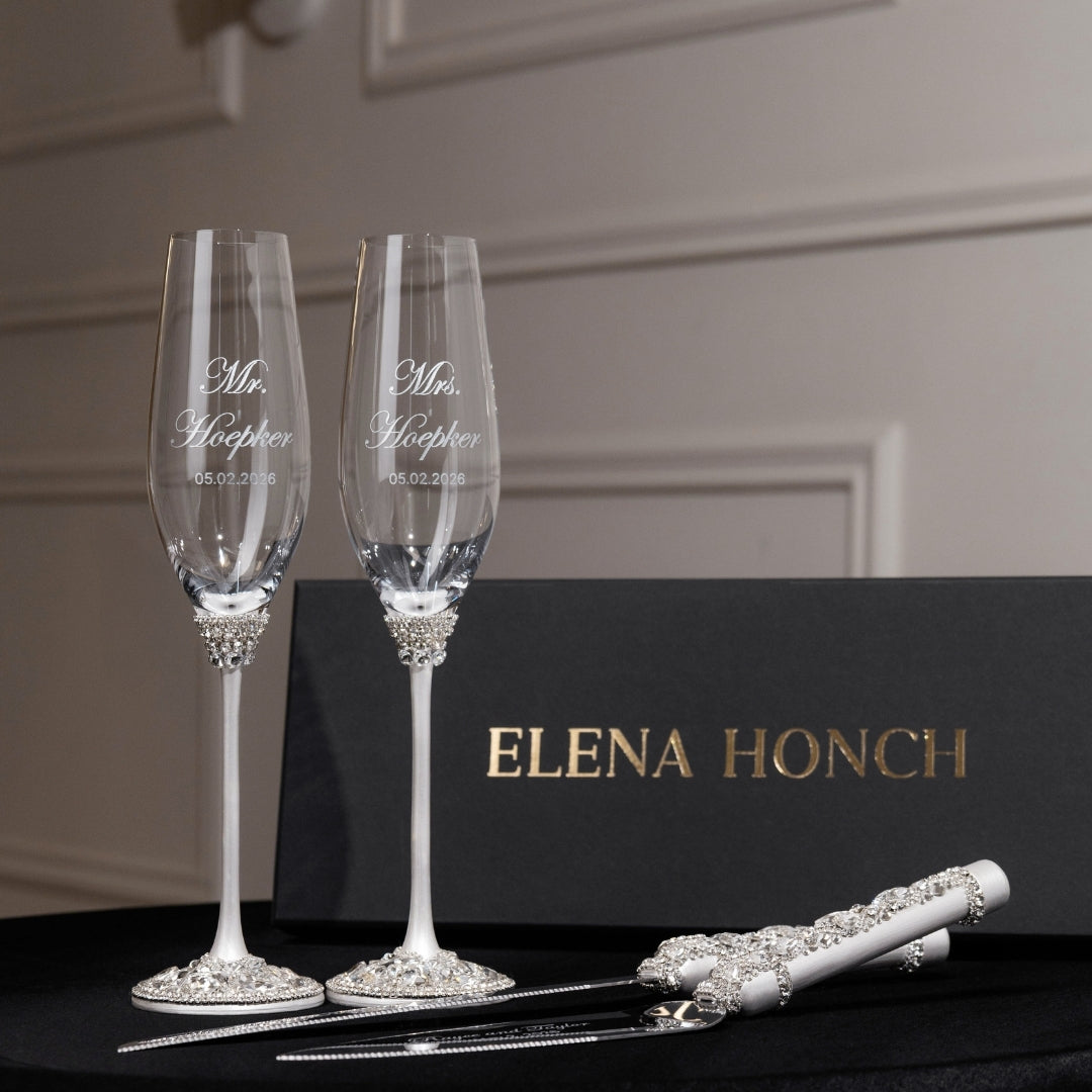 Wedding Flutes Avrora &amp; Cake Cutting Set in White