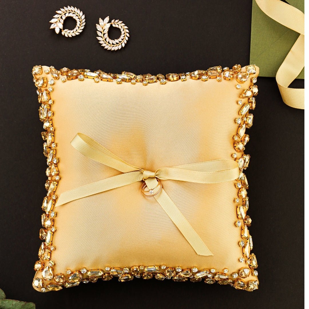 Blossom Gold Set With Pillow - ELENA HONCH