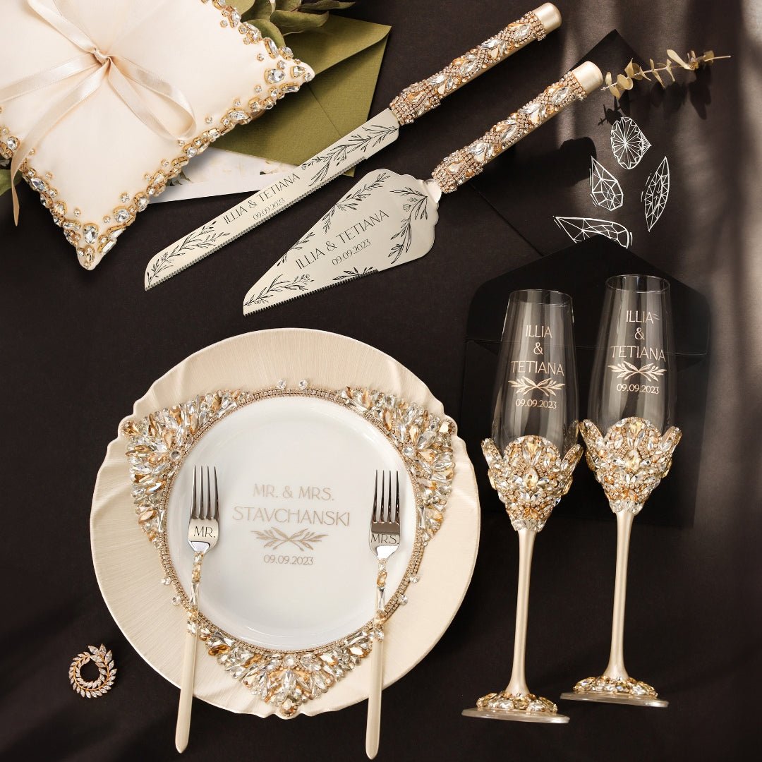 Blossom Ivory & Gold Set With Pillow - ELENA HONCH