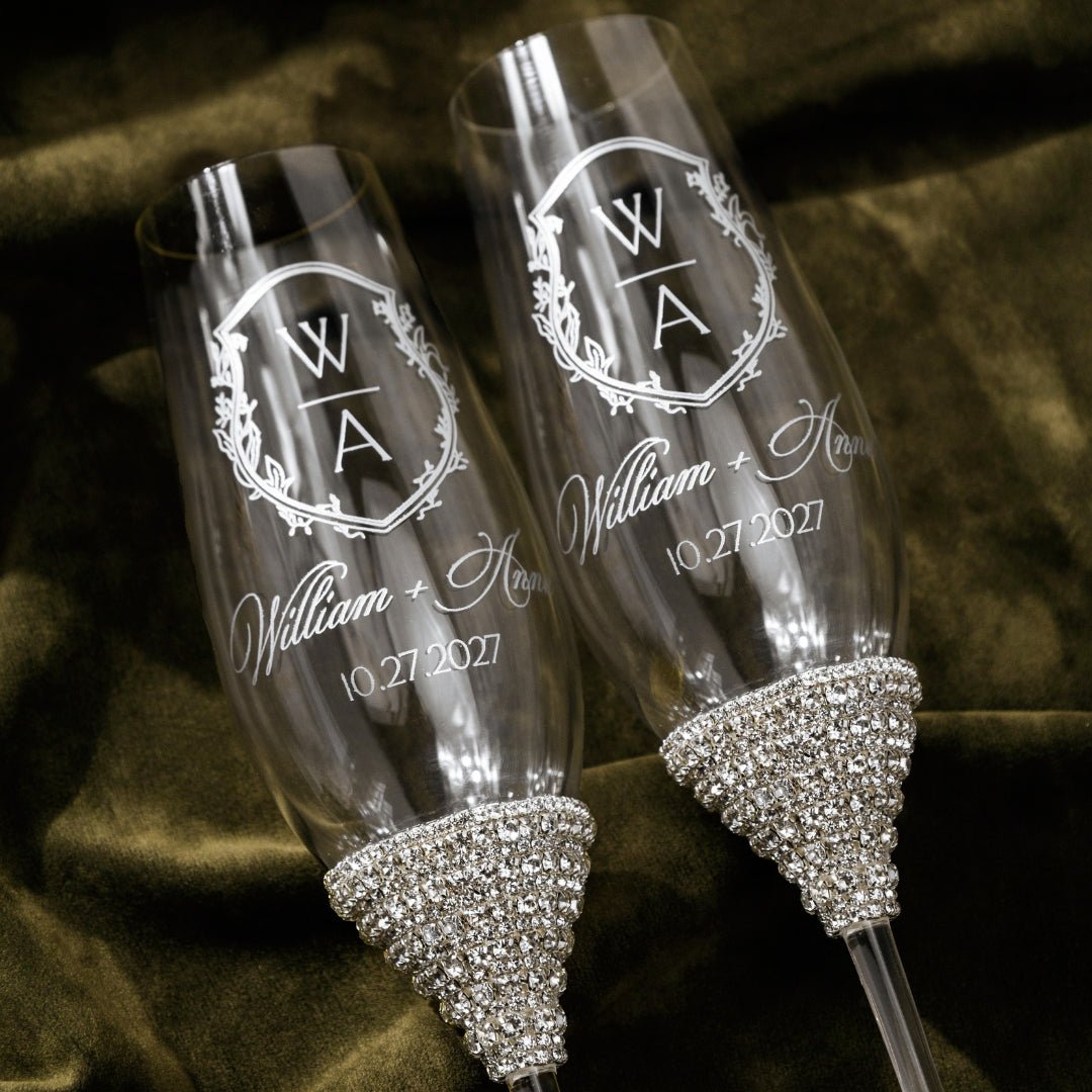 Celebration Flutes in Silver - ELENA HONCH