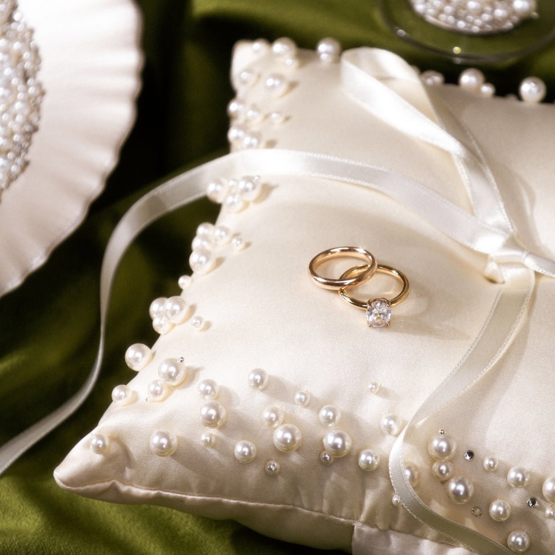 Celina Set Ivory with pillow - ELENA HONCH