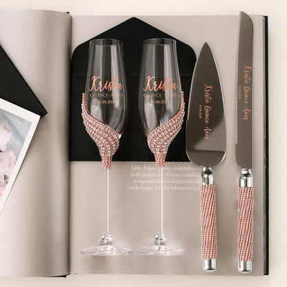 Custom Flutes &amp; Cake Set in Rose Gold for Quinceañera Celebration - ELENA HONCH