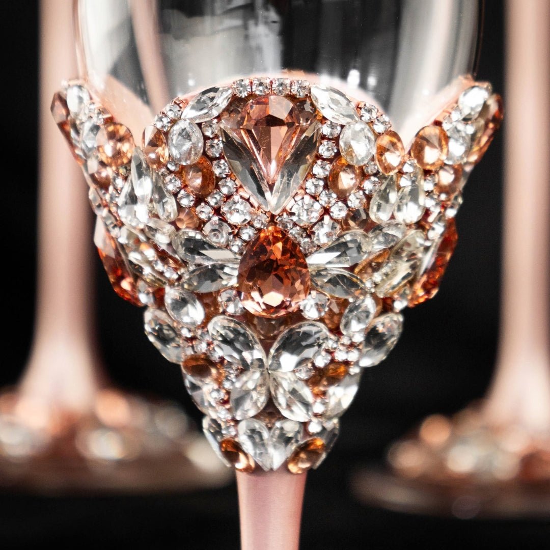Flutes Blossom Rose Gold to Her Quinceañera Celebration - ELENA HONCH