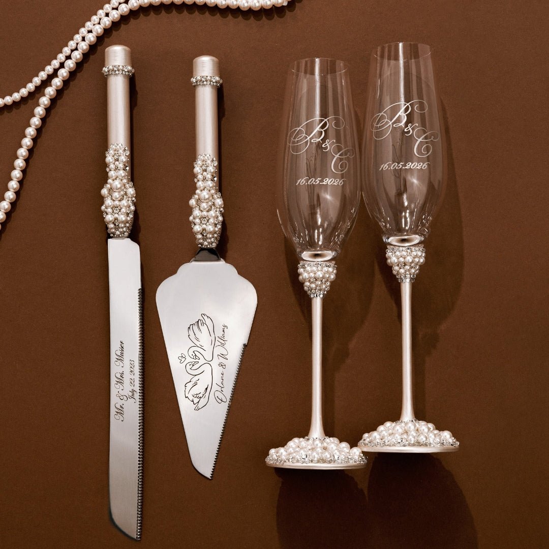 Pearl Avrora Flutes & Cake Set Ivory - ELENA HONCH