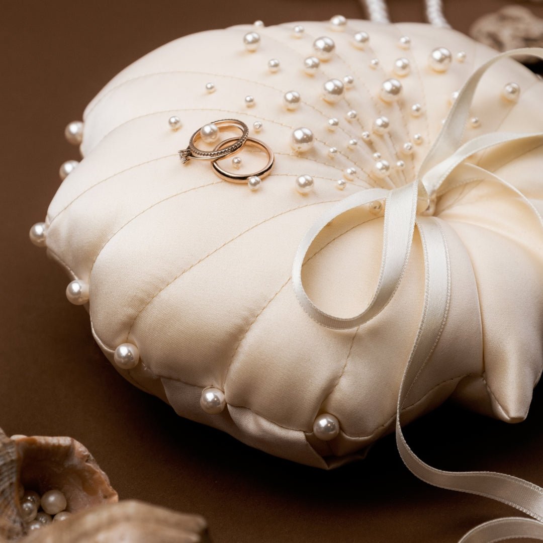 Pearl Pillow For Rings Seashell - ELENA HONCH