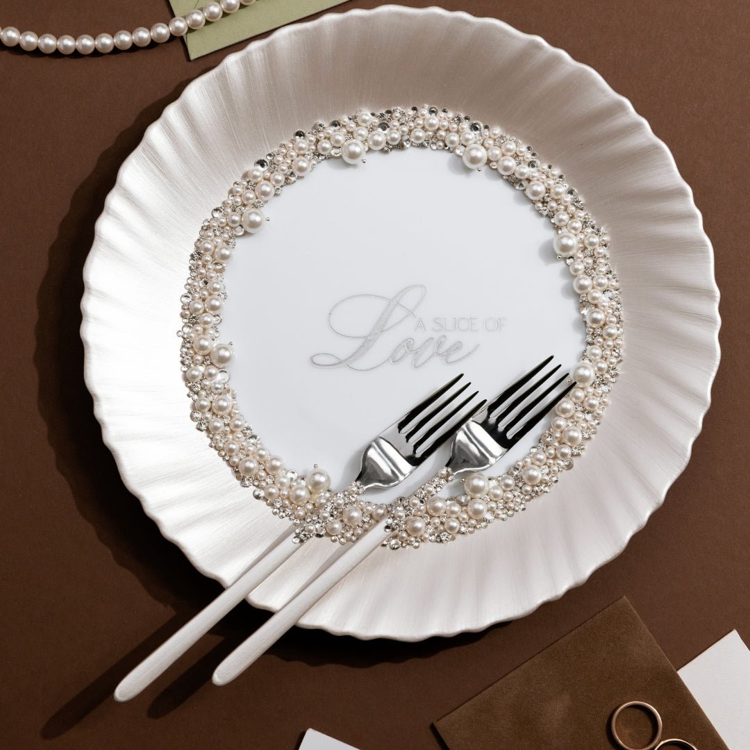 Pearls Ivory Set For Cake - ELENA HONCH