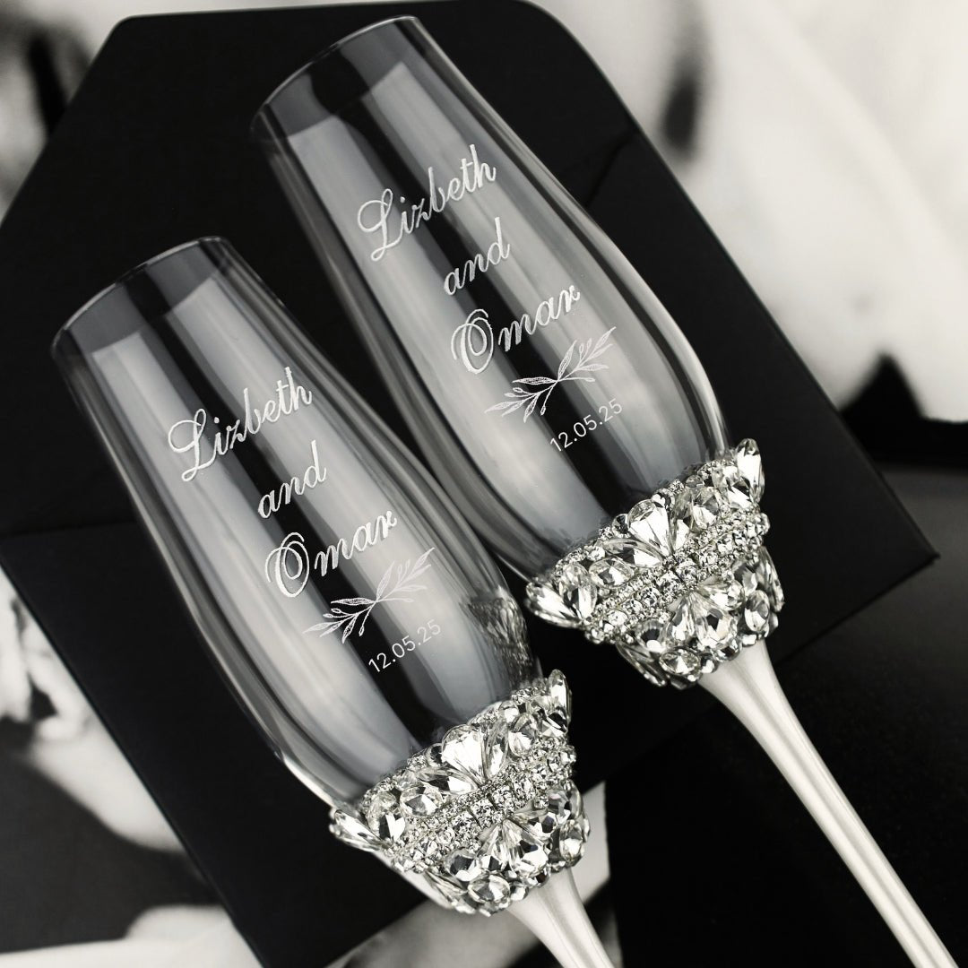 Personalized Crystal Flutes and Set for Cake Ivy White - ELENA HONCH