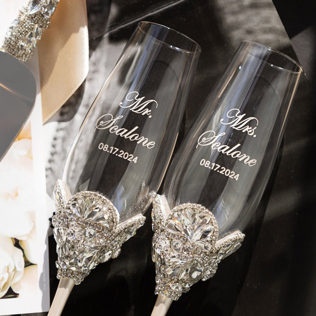 Personalized Flutes Flower &amp; Cake Server Set Ivory - ELENA HONCH