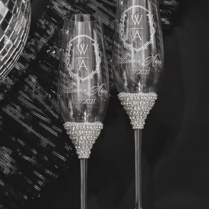 Celebration Flutes in Silver