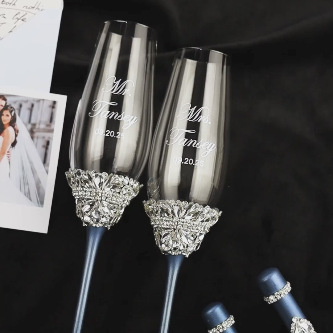 Ivy Flutes in Navy Color