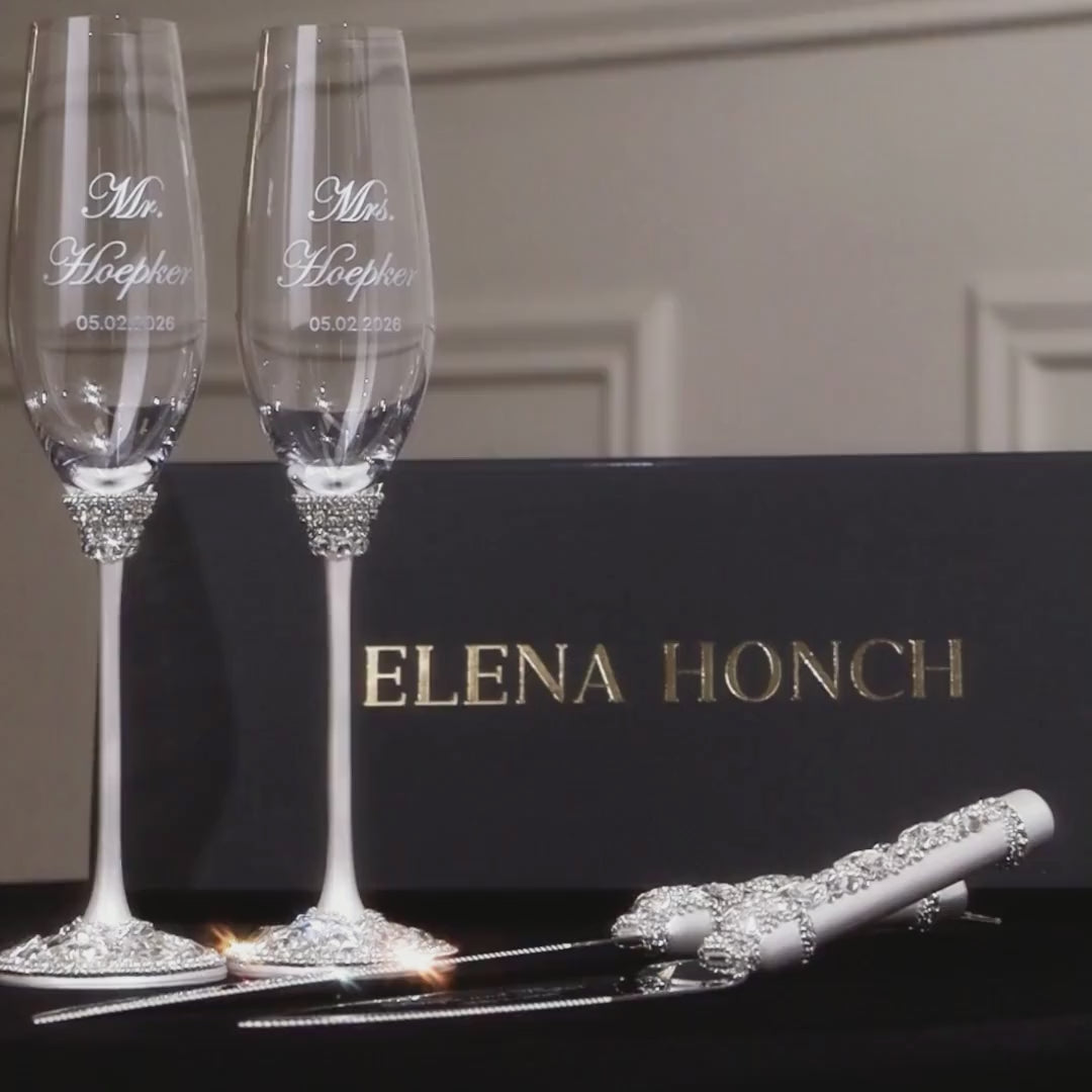 Wedding Flutes Avrora &amp; Cake Cutting Set in White