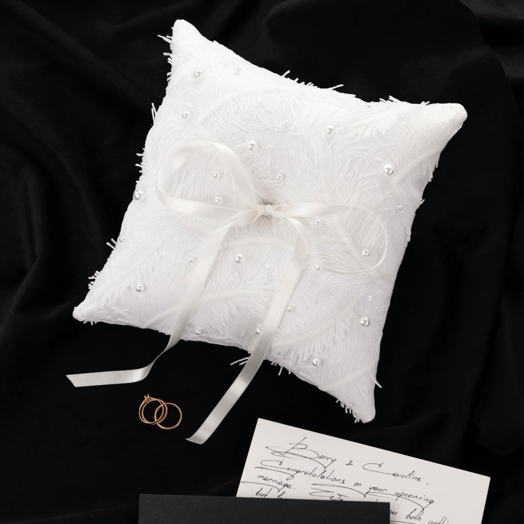 Ruta Flutes White With Ring Bearer Pillow - ELENA HONCH