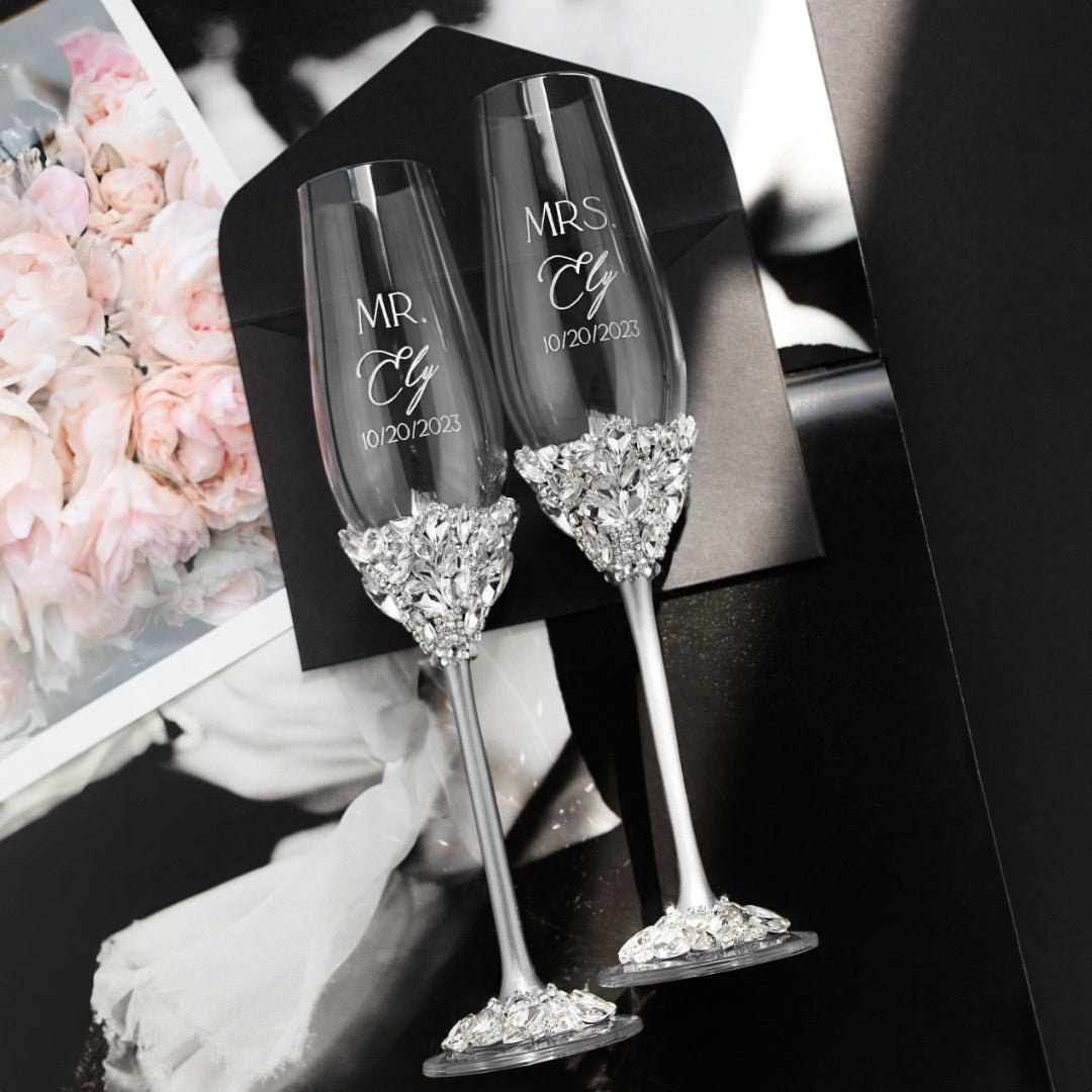 Ruta Silver flutes &amp; Cake set - ELENA HONCH