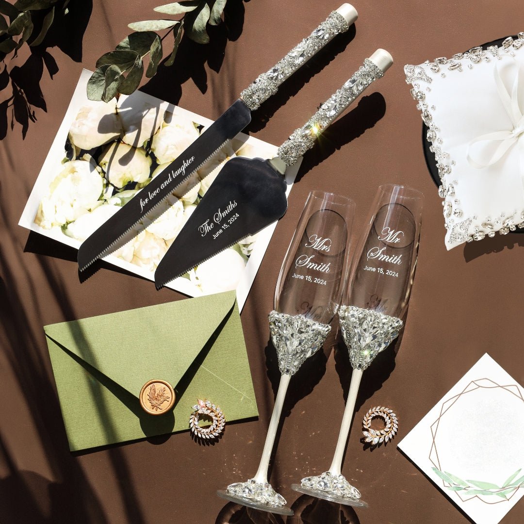 Ruta White Toasting Glasses & Cake Cutting Set with Pillow - ELENA HONCH