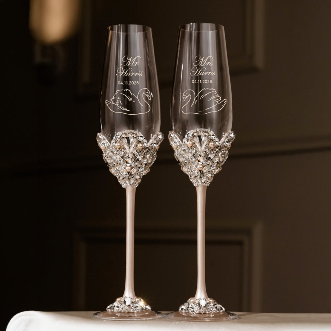 Swan - Inspired Flutes Blossom Ivory &amp; Pearls - ELENA HONCH