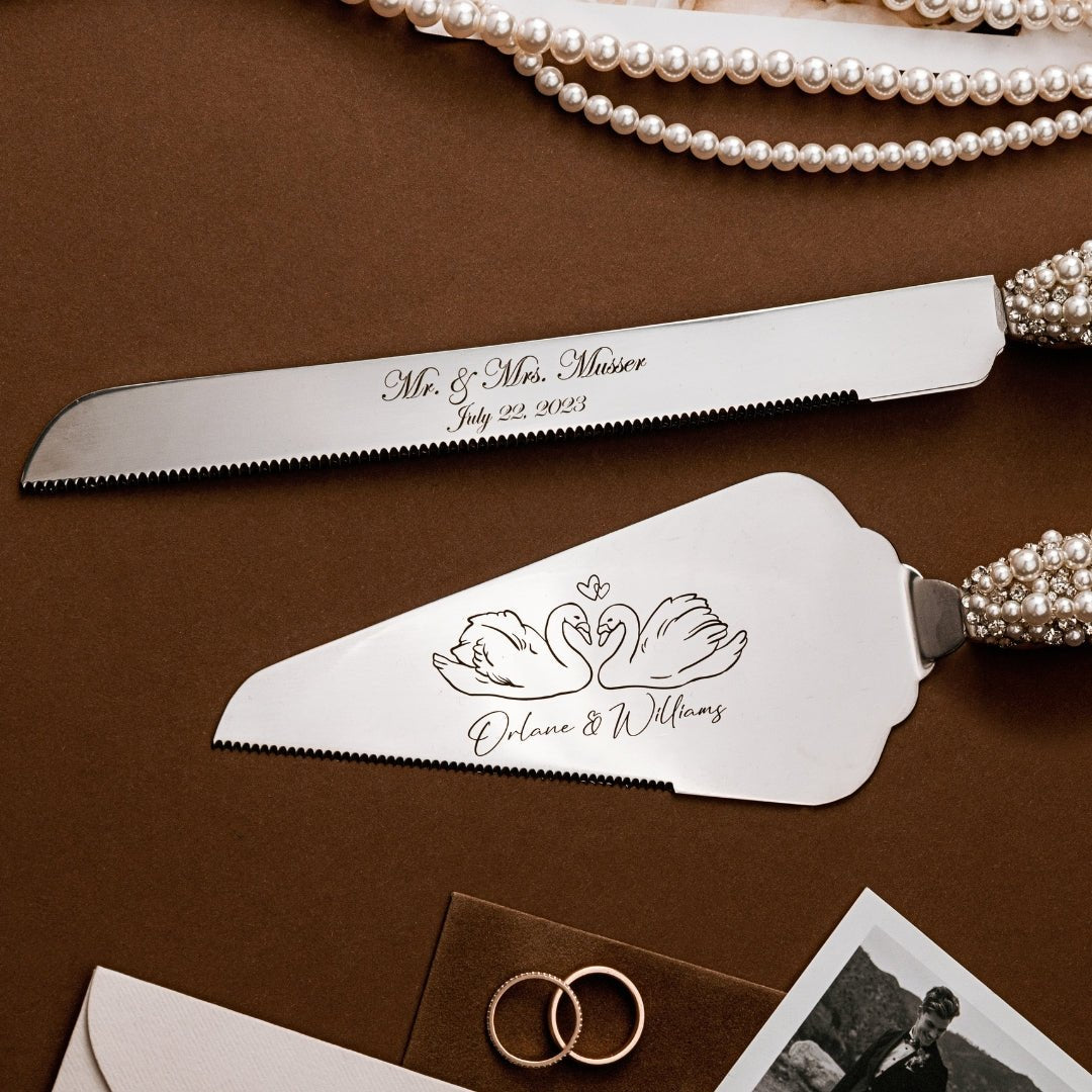 Swan Ivory Cake Set with pearls - ELENA HONCH
