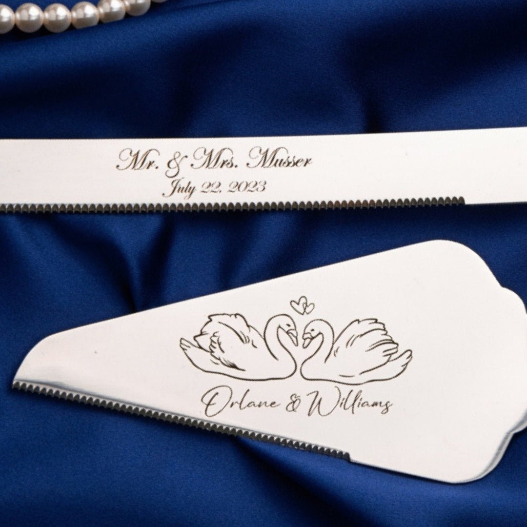 Swan Ivory Cake Set with pearls - ELENA HONCH
