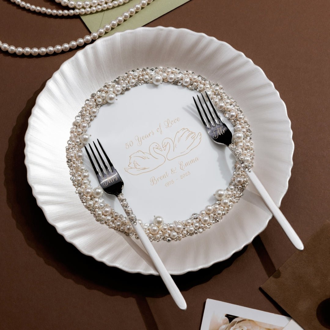 Swan Plate And Forks Ivory Set - ELENA HONCH