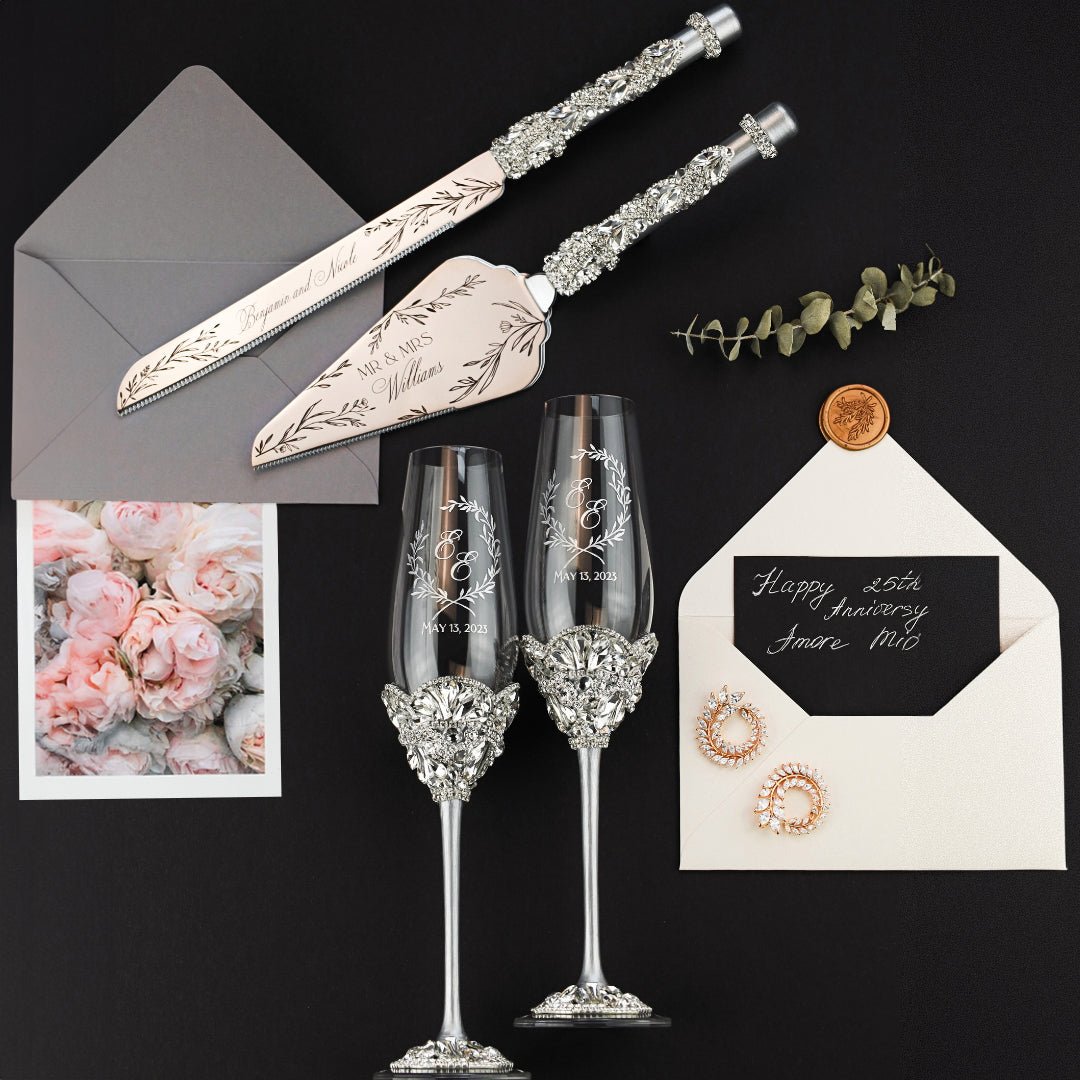 Unique Flutes Flower &amp; Cake Set in Silver color - ELENA HONCH