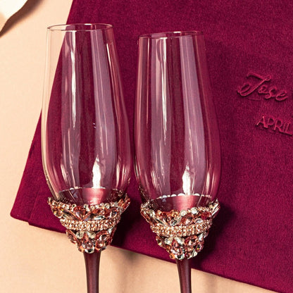 Wedding Flutes &amp; Cake set Ivy in Burgundy - ELENA HONCH