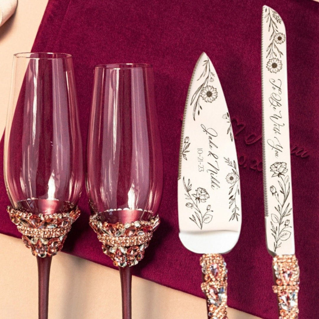 Wedding Flutes &amp; Cake set Ivy in Burgundy - ELENA HONCH