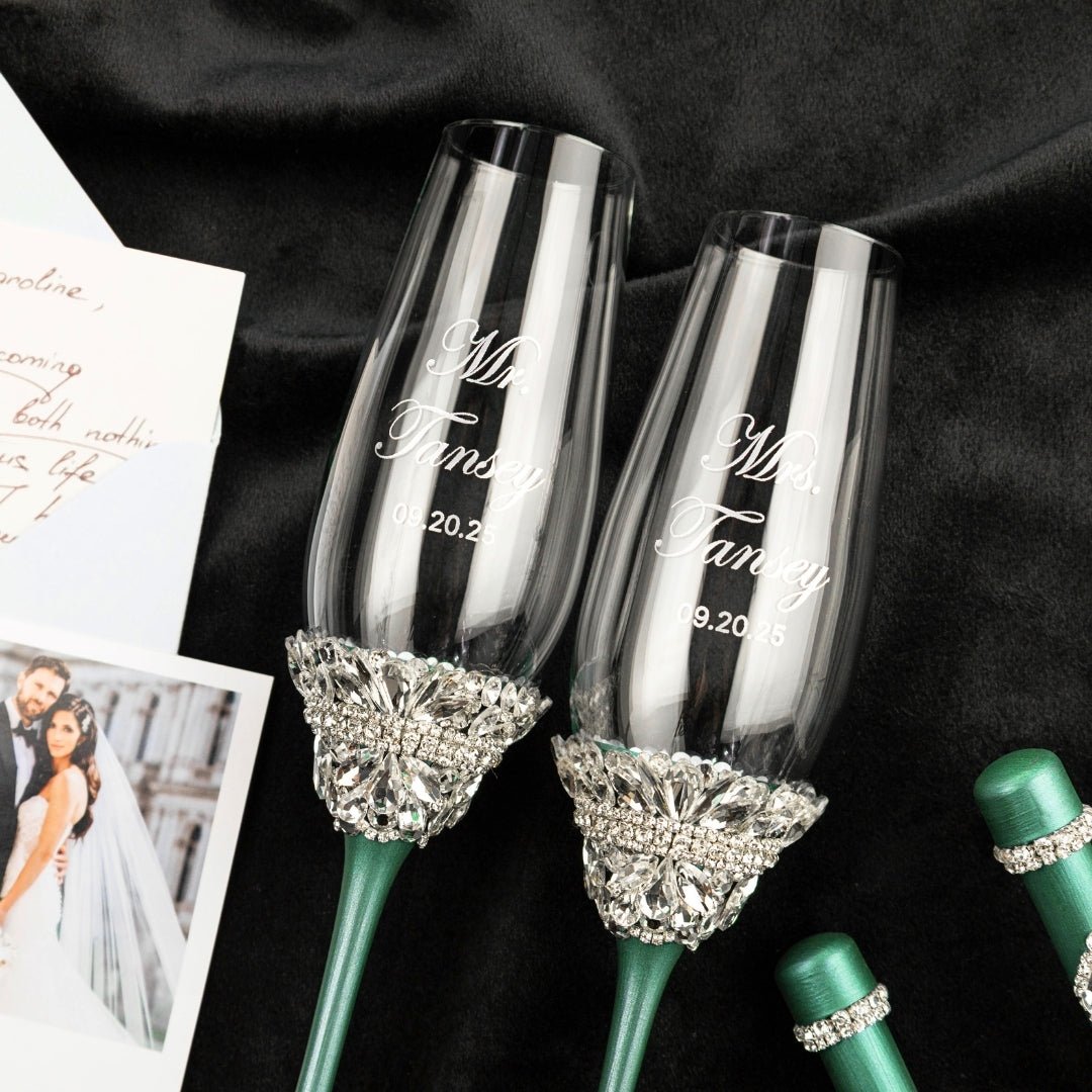 Wedding Flutes &amp; Set for Cake in Emerald color - ELENA HONCH