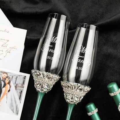 Wedding Flutes &amp; Set for Cake in Emerald color - ELENA HONCH