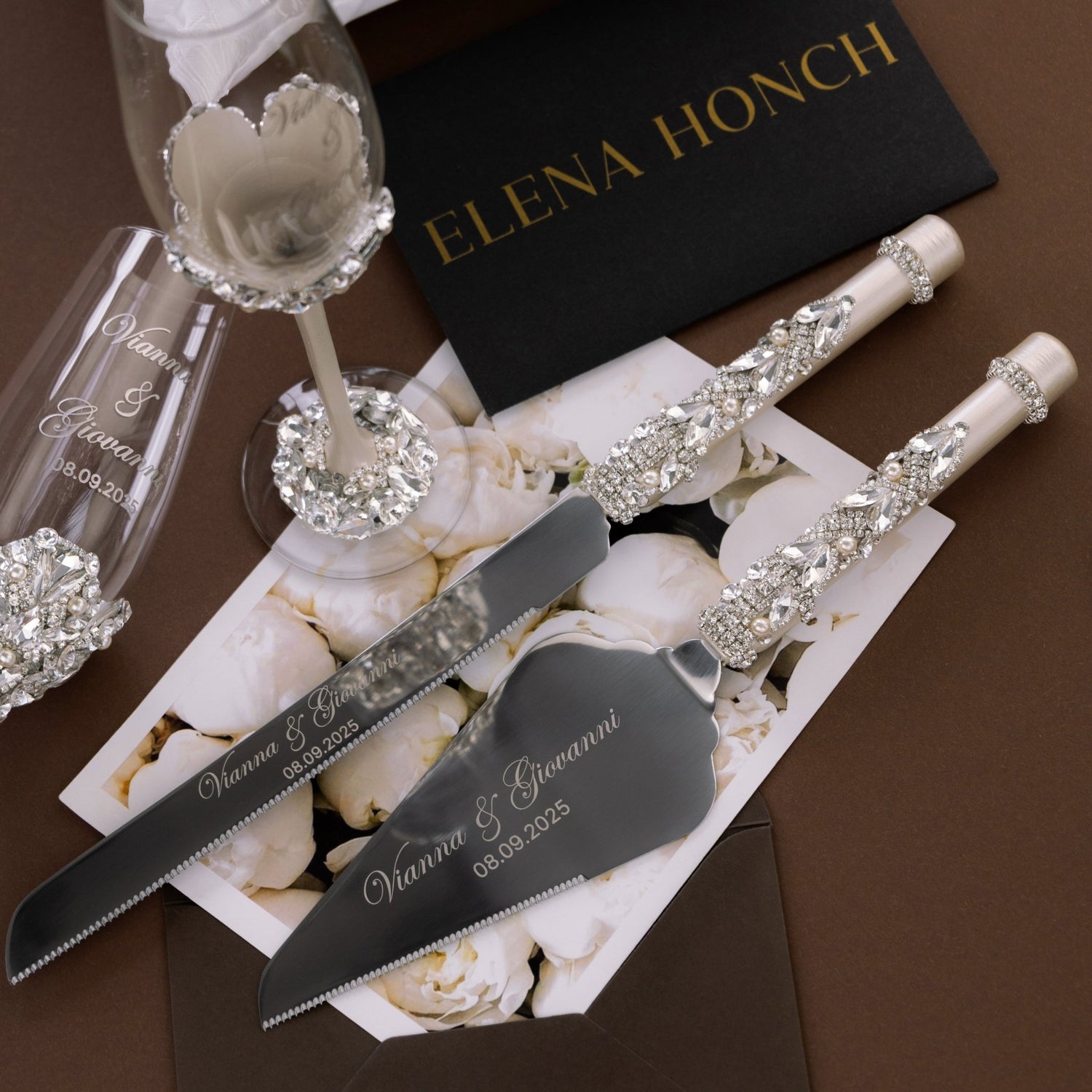 Wedding Glasses Blossom Ivory With Pearls &amp; Cake Set With Pillow for Rings - ELENA HONCH