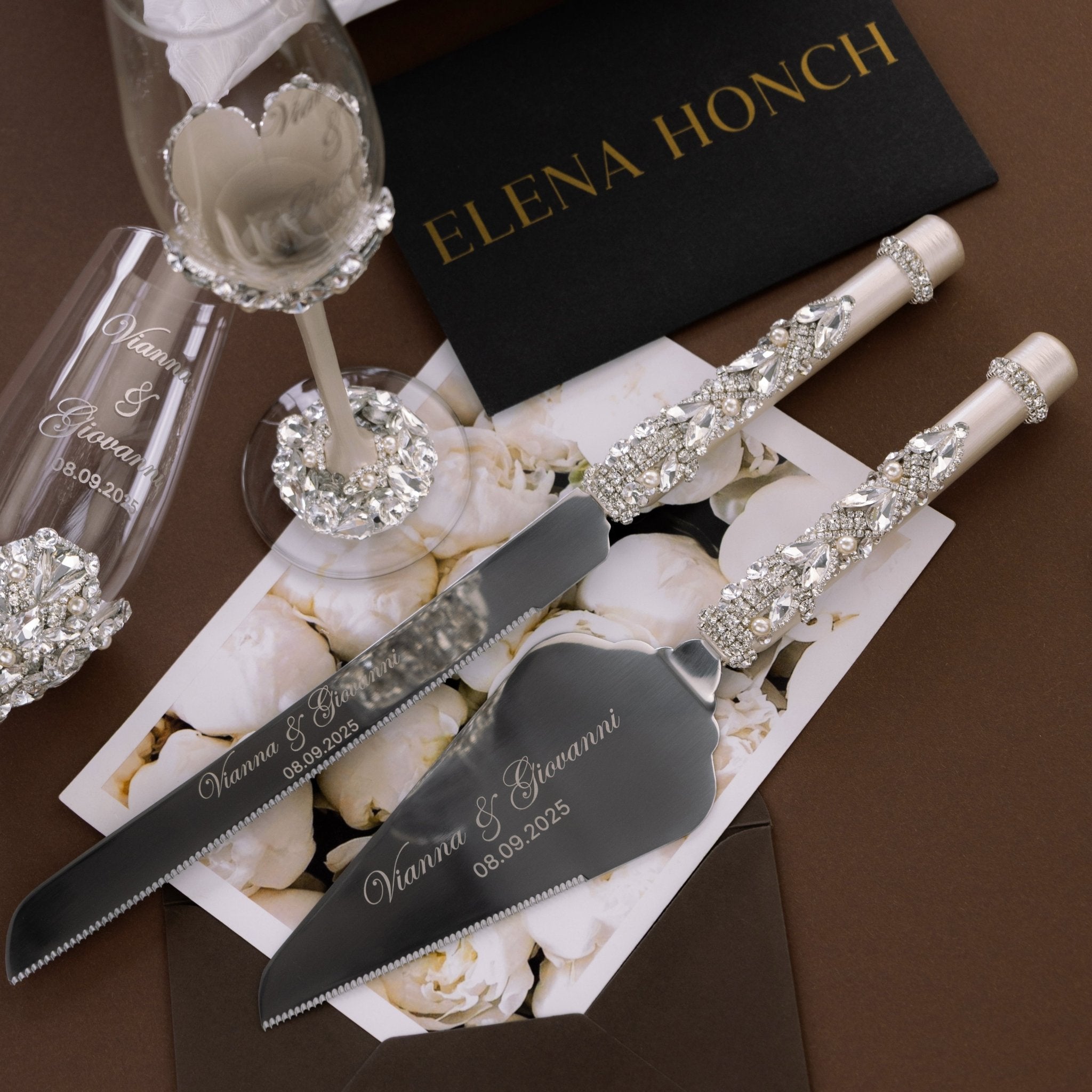 Wedding Glasses Blossom Ivory With Pearls &amp; Cake Set With Pillow for Rings - ELENA HONCH